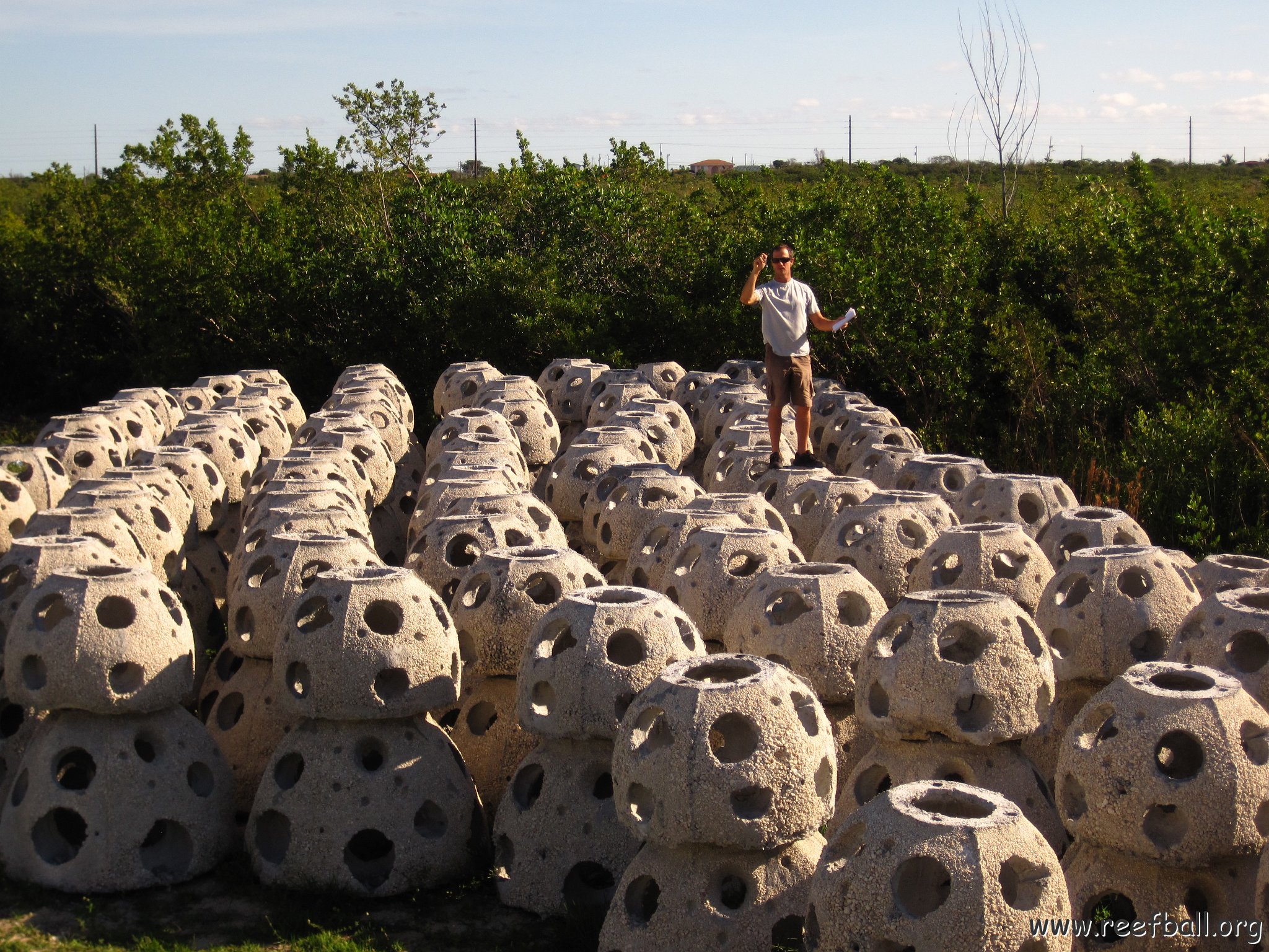 9.-Sea-Of-Reef-Balls-ready-to-be-deployed-at-Paradise-Cove