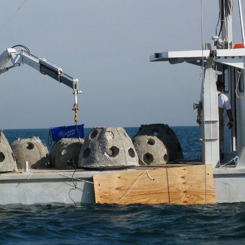 Port Phillip Bay Reef Ball depl_workboat_apr09