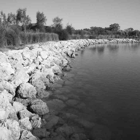 mariners_cove-rock_wall mariners_cove-rock_wall
