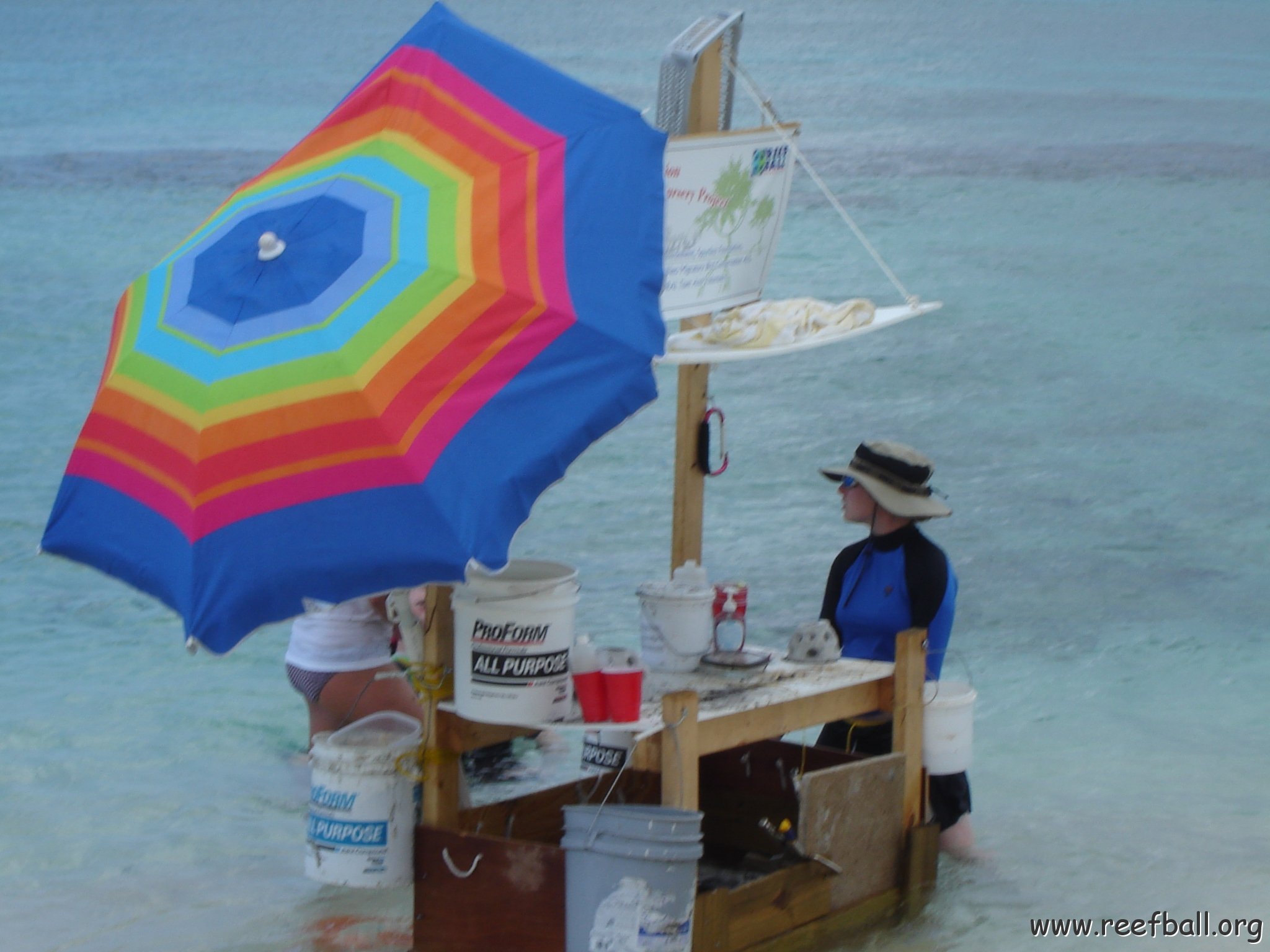 Jenna_Grand_Cayman_070301 091 