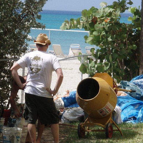 Dana_Grand_Cayman_070227 003 Dana_Grand_Cayman_070227 003