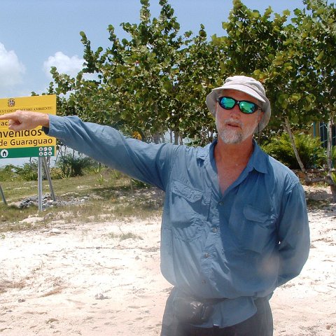 casetadeguaraguaohotelbeachbreakwaterproject