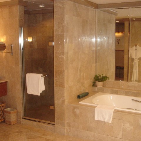Dougs- (323) Dougs- (323)