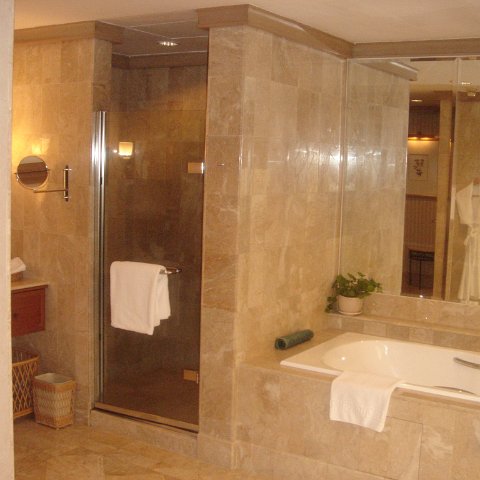 Dougs- (324) Dougs- (324)