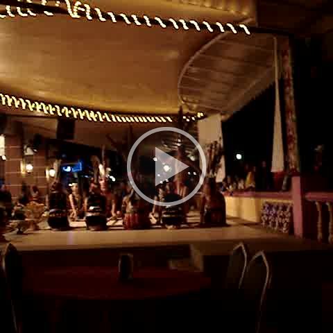 MOV04104 MOV04104