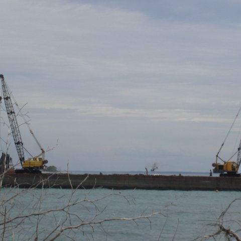work barge arrives (2) work barge arrives (2)