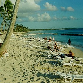Feb99beach width Feb99beach width