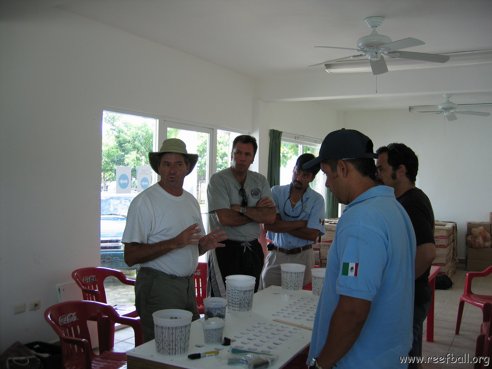 cozumelcoralpropproject2007javertake 020 