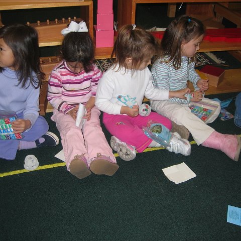 montessoritodayelementaryschoolgreenvillenorthcarolinadec2005_010 montessoritodayelementaryschoolgreenvillenorthcarolinadec2005_010