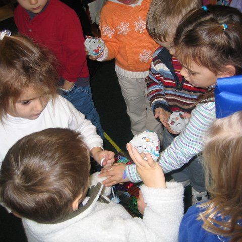 montessoritodayelementaryschoolgreenvillenorthcarolinadec2005_036 montessoritodayelementaryschoolgreenvillenorthcarolinadec2005_036