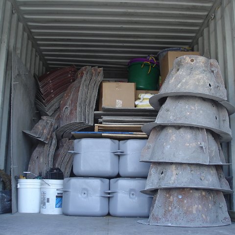 float - container ldg (22) float - container ldg (22)